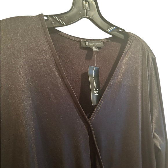NWT International Concepts black v neck coated long sleeve blouse size XLP - Picture 2 of 10